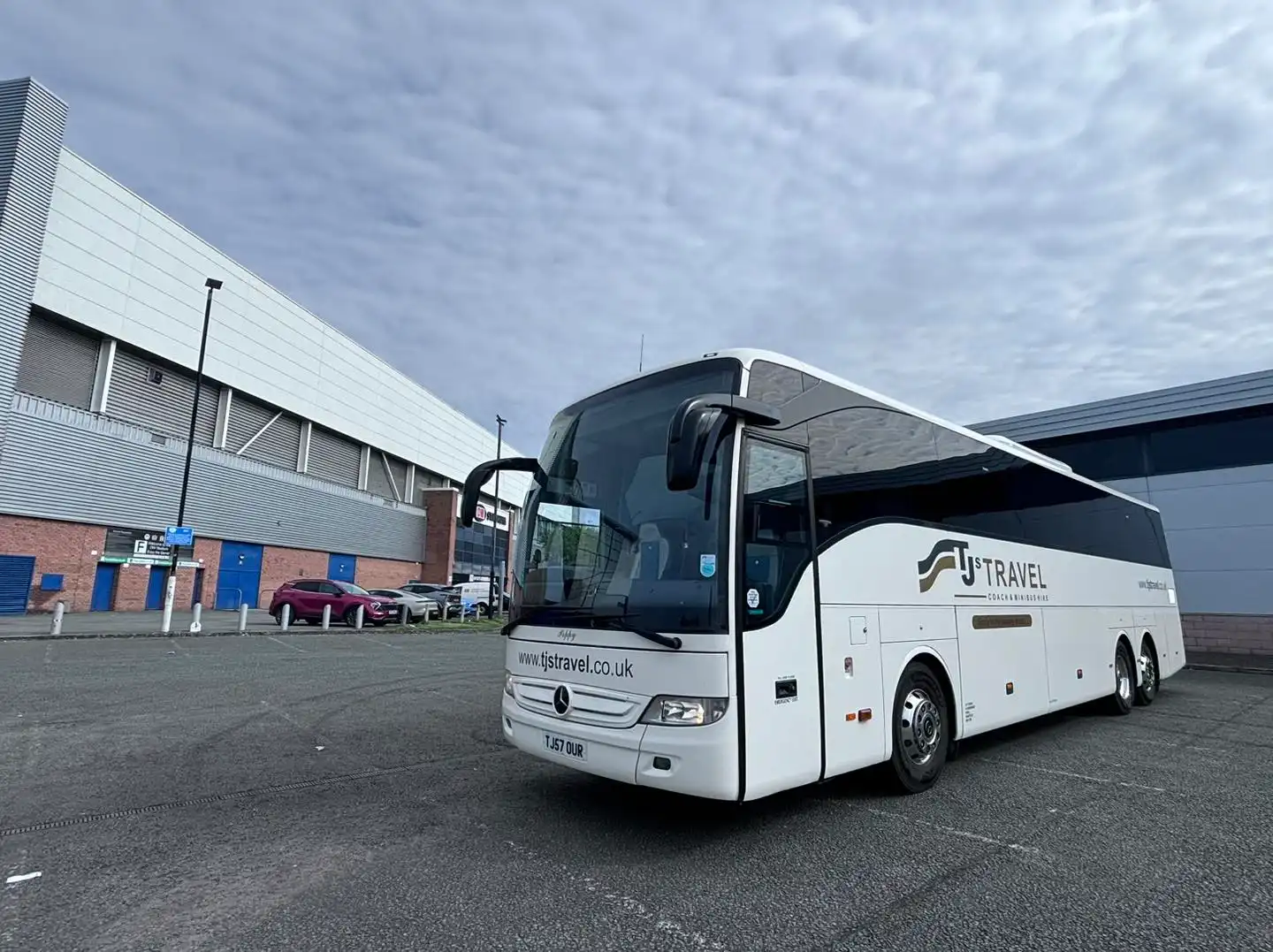 TJs Travel Coach Poppy